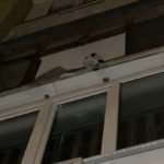 У Києві п'яні батьки не встежили за дворічною дочкою, вона випала з вікна багатоповерхівки