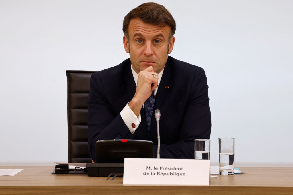 Без категорії - Макрон: Перемови з РФ має вести лиш Україна