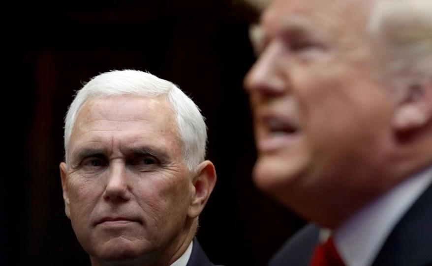 Новини світу - Майк Пенс раскритиковал Трампа