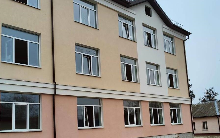 Новини України - На Київщині пошкоджені дитсадок та школа