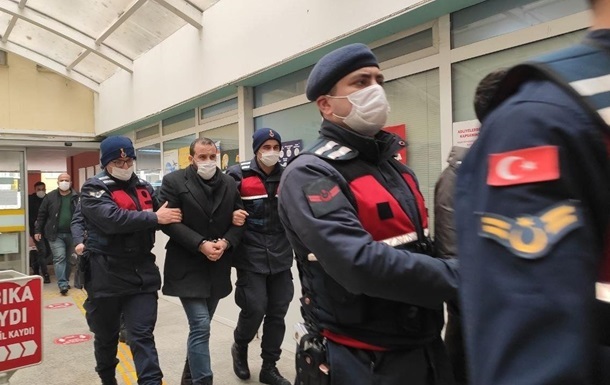 Новини світу - У Стамбулі затримали 10 високопосадовців