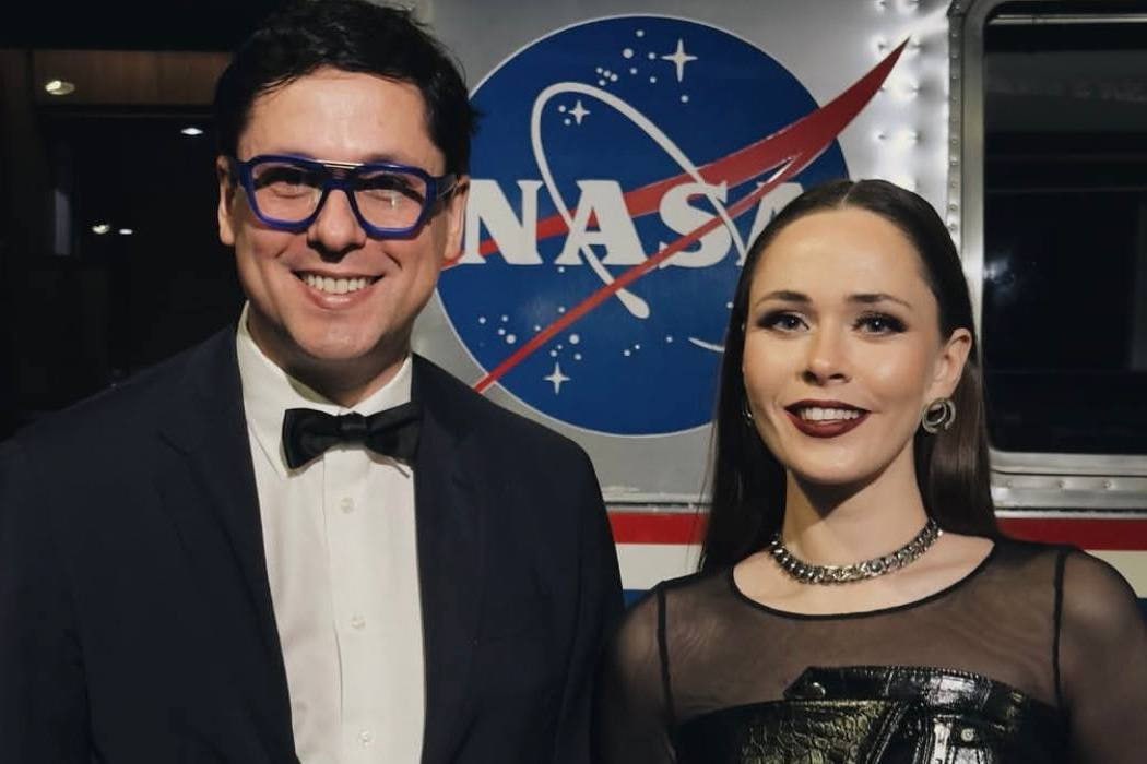 Новини культури - Юлія Саніна заспівала на заході NASA