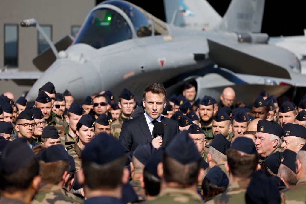 Новини світу - Франція збільшить закупівлю літаків Rafale