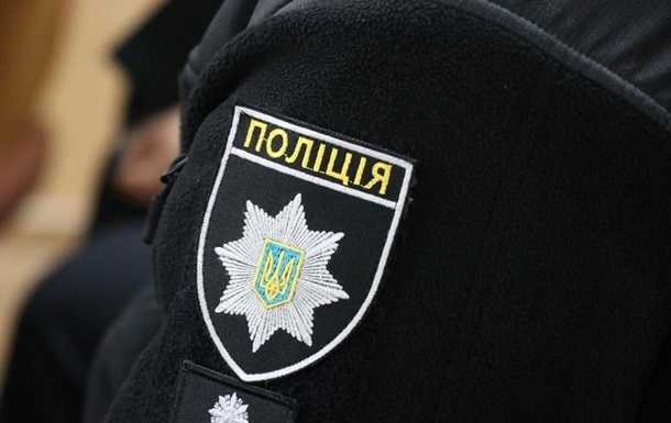 Новини Києва - Підозріле авто під ТЦК в Києві: поліція затримала водія