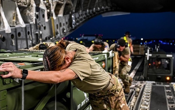 Новини світу - Польща підтвердила відновлення постачання зброї США для України