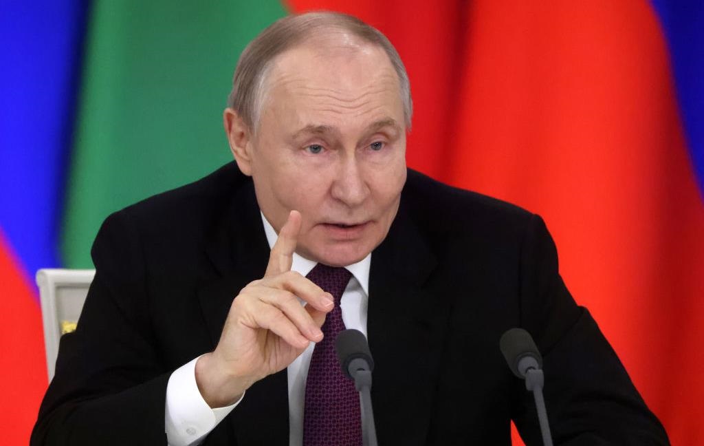 Новини світу - Путін назвав кількість санкцій Заходу