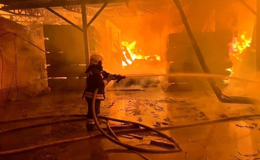 Новини світу - РосЗМІ повідомили про вибухи на НПЗ в Уфі