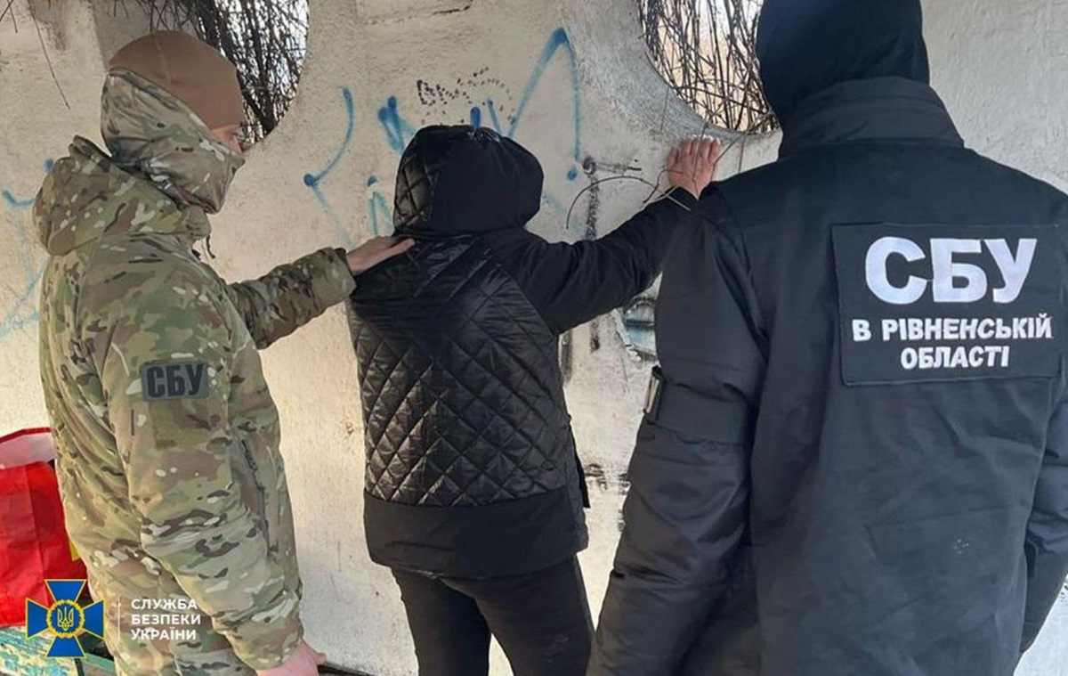 Новини України - У Рівному попередили теракт біля ТЦК