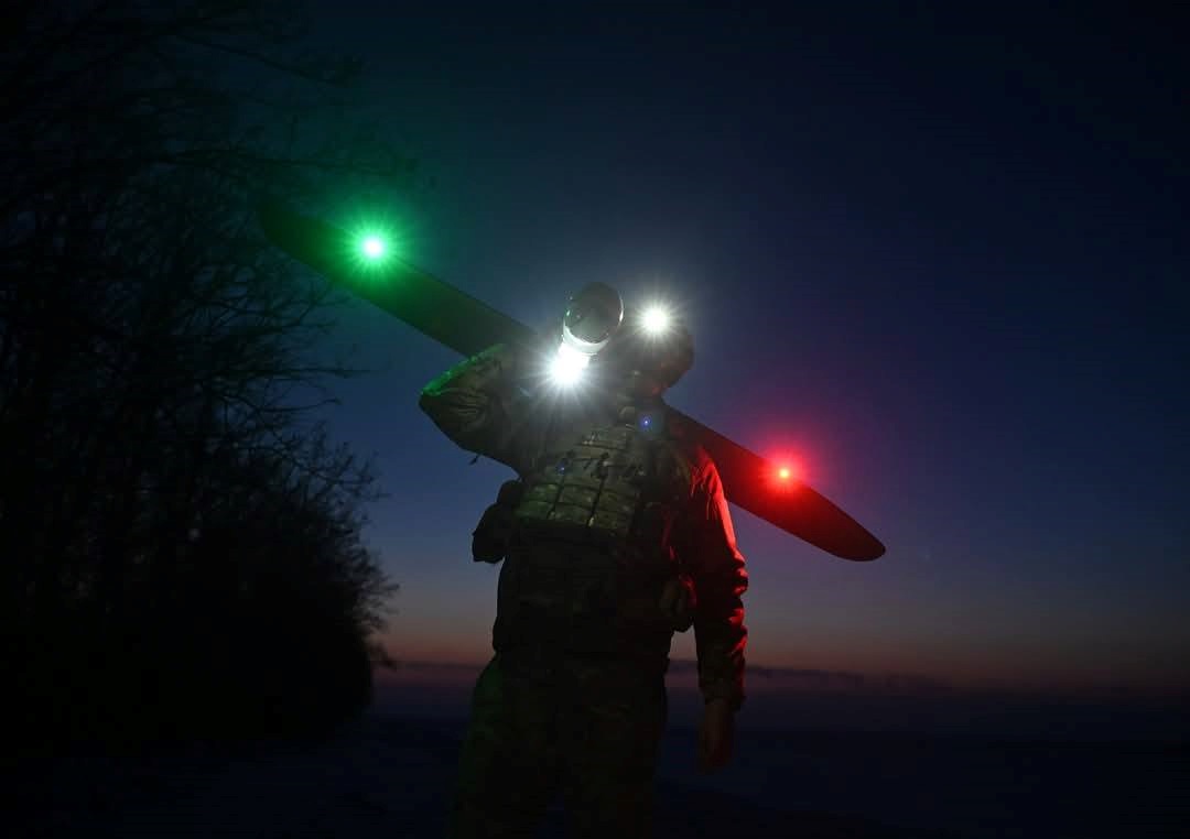 Новини світу - В двох регіонах РФ заявили про атаки БпЛА і пожежі