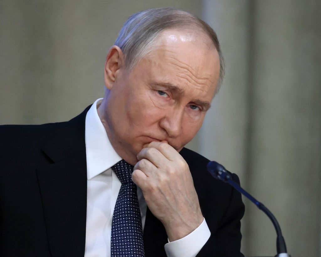 Новини світу - В ЄС назвали Путіна воєнним злочинцем
