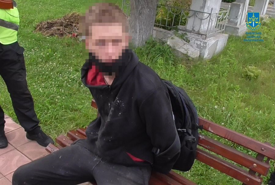 Новини України - Вандала засудили до дев’яти років за наругу над могилами Січових Стрільців