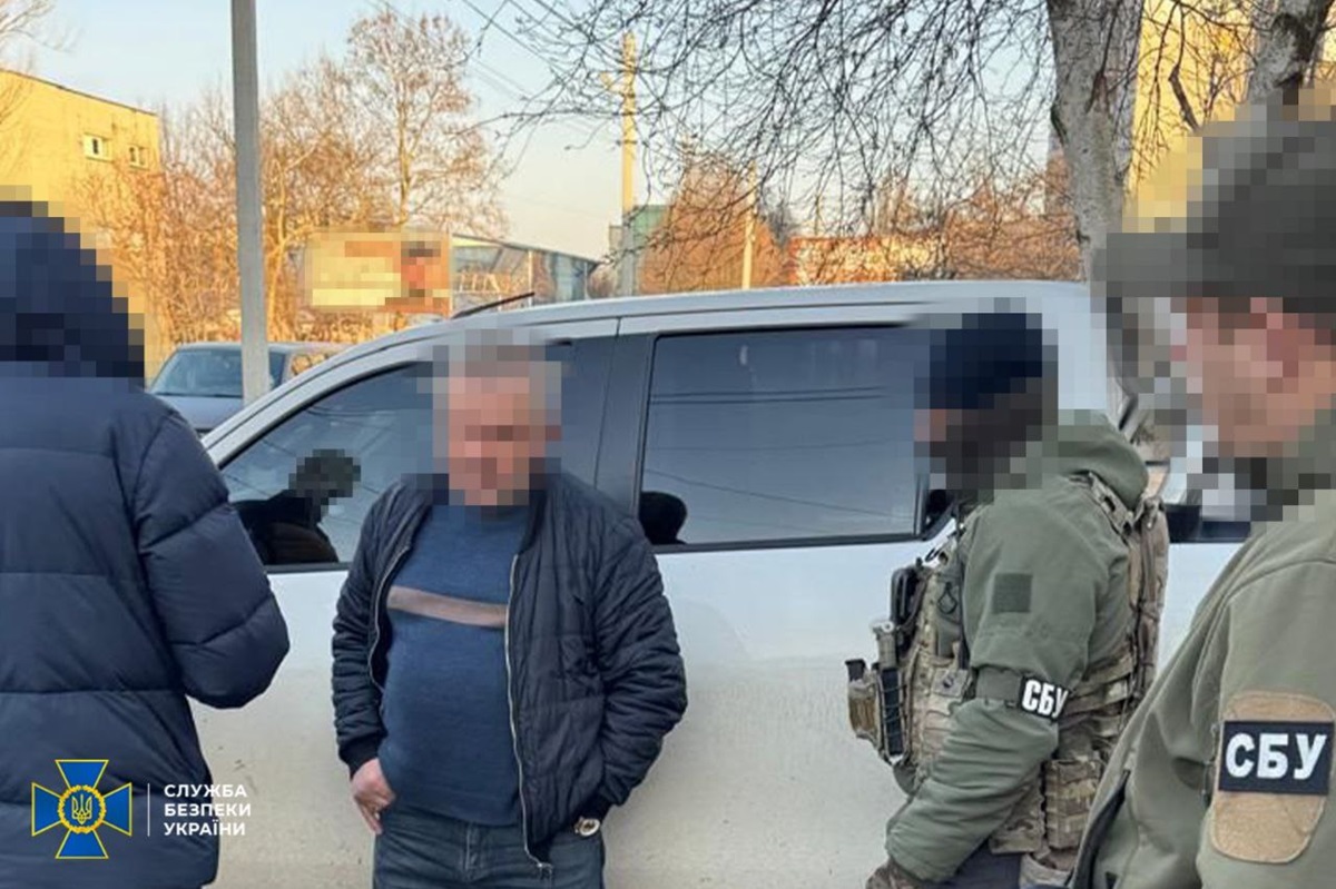 Новини України - Затримала депутата, який вивозив зерно під час окупації Херсону