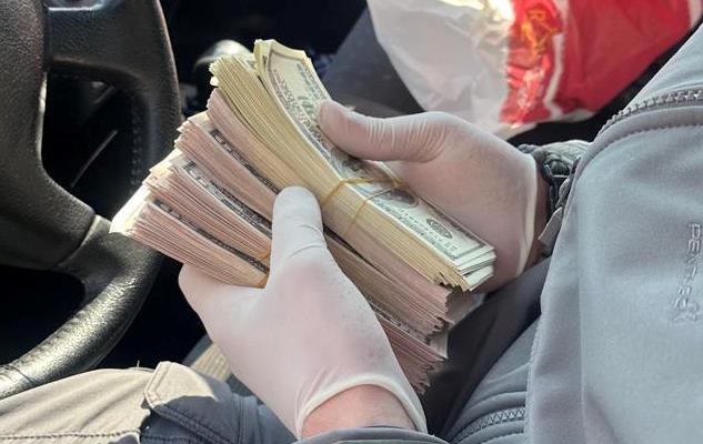 Новини Києва - У Києві затримали групу фальшивомонетників