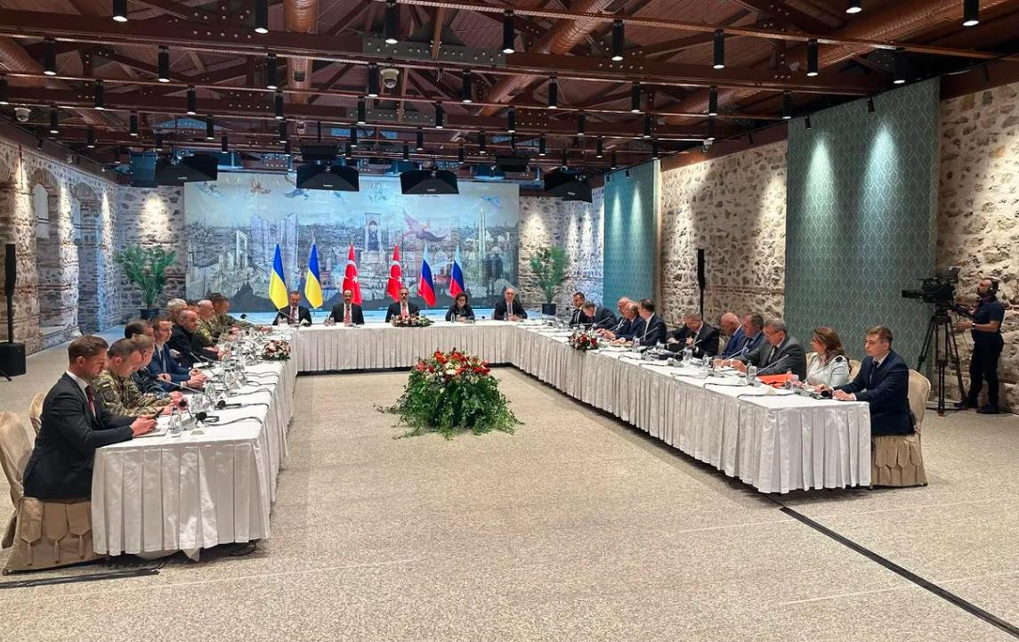 Новини України - Делегація України на перемовинах з РФ спілкується через перекладача - ЗМ