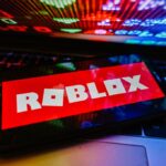 Roblox заблокує дітям можливість спілкуватися з дорослими