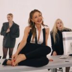 Кароль переспівала українською свій хіт