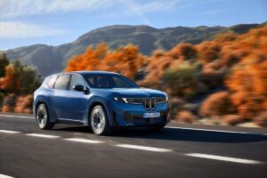 BMW розкрила вартість нового електрокросовера iX3