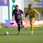 Епіцентр удома двічі переграв сусідній у таблиці Рух