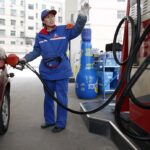 Китай наказав нафтопереробним заводам припинити експорт палива