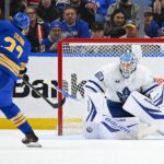 НХЛ: Баффало дотиснув Торонто в серії булітів