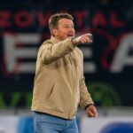 УПЛ визначила найкращого тренера та футболіста 20-го туру