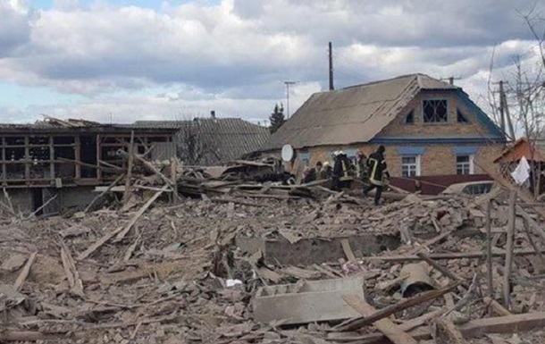 Війська РФ атакували дронами Київщину, є пошкодження