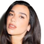 Дуа Ліпа придбала пікап для ЗСУ