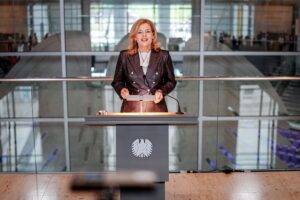 Хакери зламили акаунт у Signal президентки Бундестагу – ЗМІ