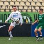 Полісся у матчі без одного гравця суттєво обіграло Оболонь