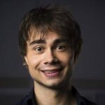 40-річний переможець Євробачення- 2009 приголомшив молодим виглядом