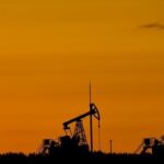 Ціни на нафту обвалилися після заяв зі США