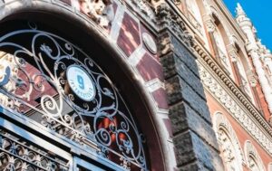 Нацбанк рекордно знизив курс гривні