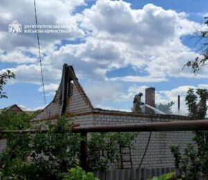Росіяни вдарили по Нікопольщині, серед поранених дворічна дитина