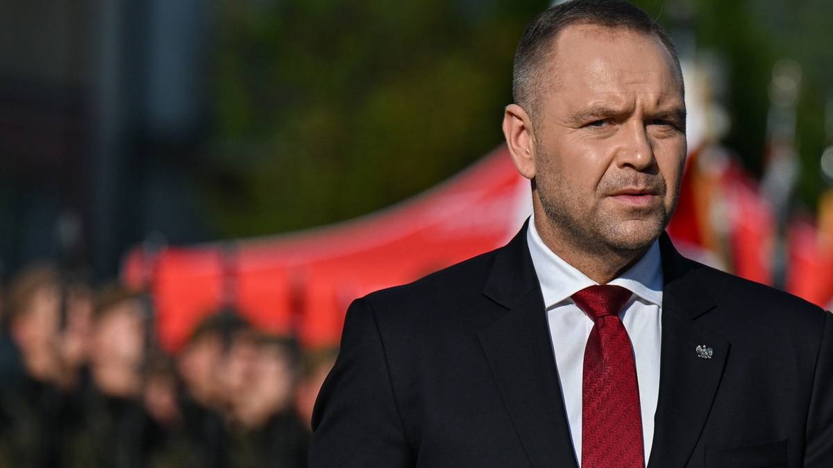 У Польщі затримали українця через погрози президенту Навроцькому – ЗМІ