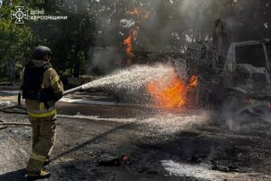 Удари РФ по Херсону: кількість постраждалих зросла