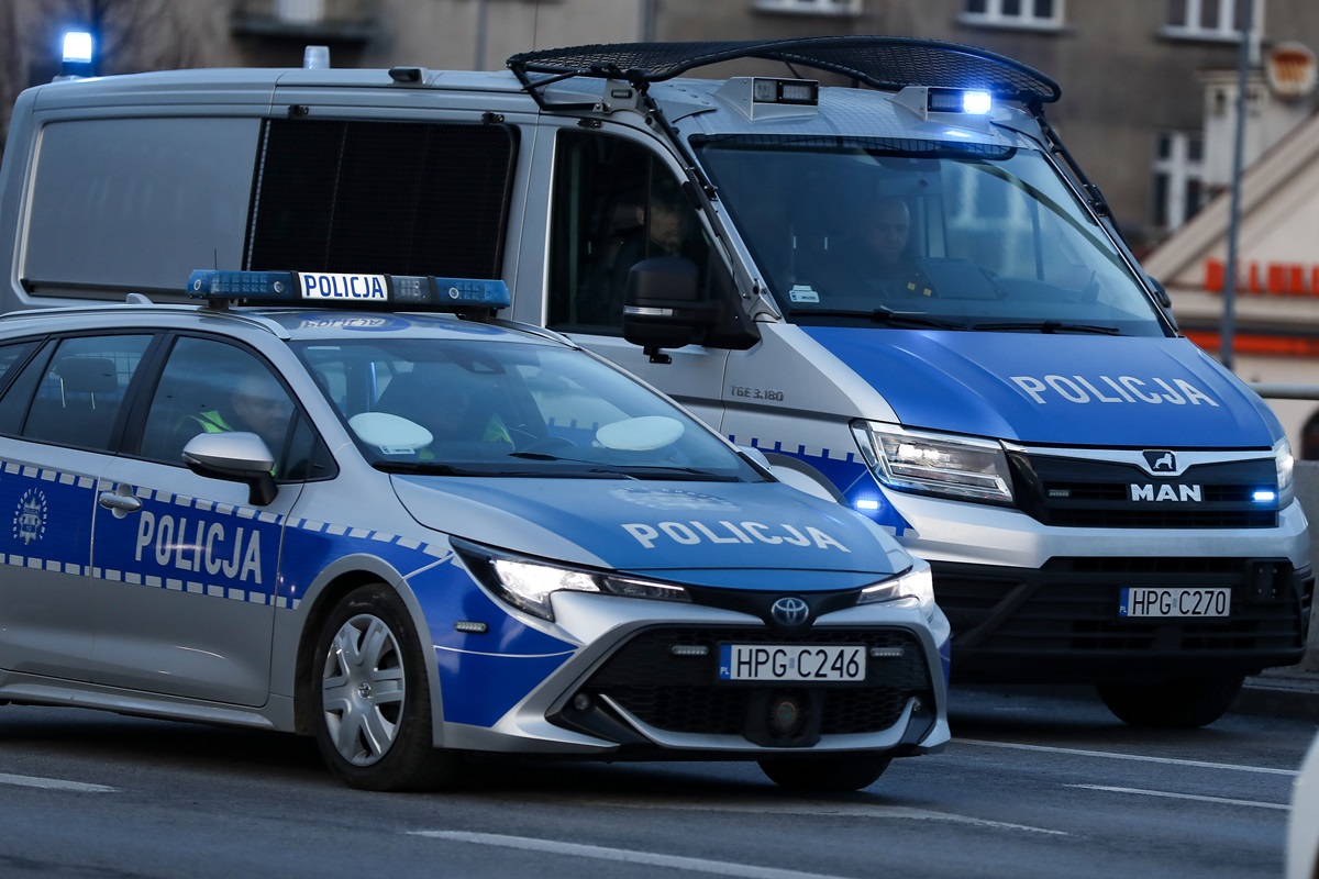 У Польщі напали на 15-річного українця через мову в автобусі