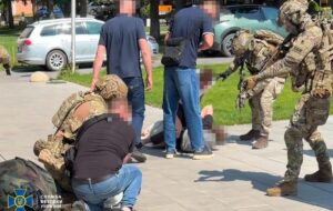 Підпал електропідстанції у Чернівцях: СБУ затримала двох агентів